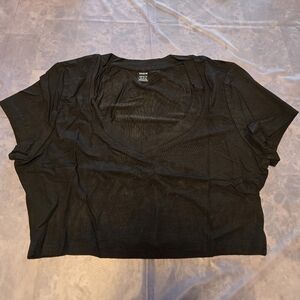 SHEIN Distressed Black Short Sleeve Crop T-Shirt